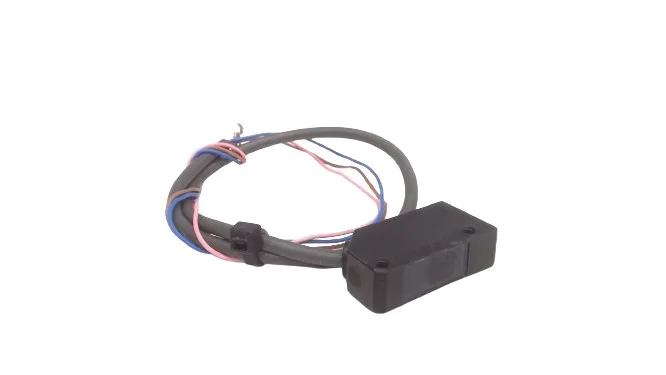 Omron E3V-7LC3 — Photoelectric Sensors