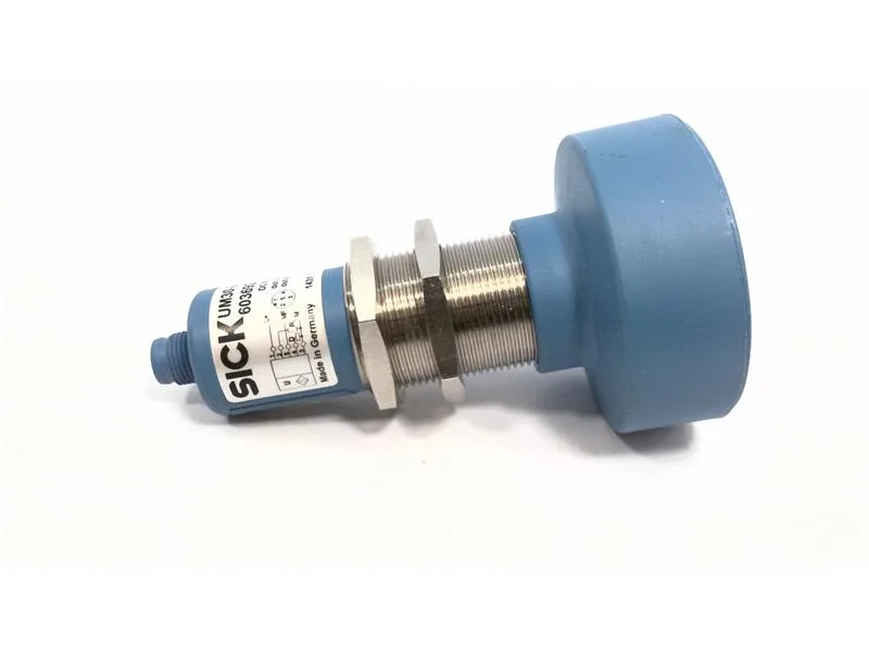 SICK UM30-215118 — Proximity Sensors (image 3)