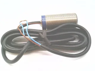 Schneider Electric XS1M30MA250H4 — Proximity Sensors (image 2)