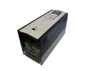 ABB ACS880-01-040A-5+P944