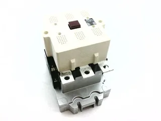 Fuji Electric 2NC4Q0222 — Contactors (image 2)