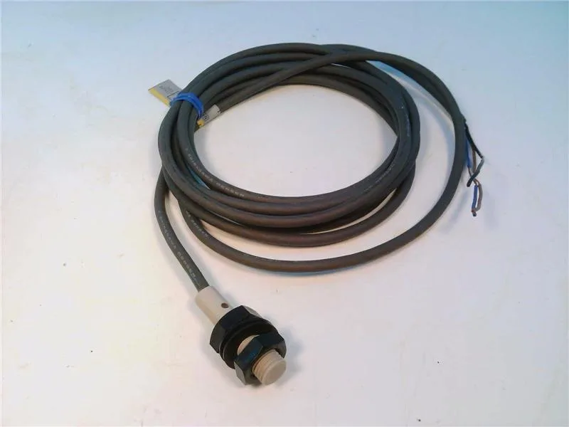 Omron E2F-X1R5E2 — Proximity Sensors (image 3)