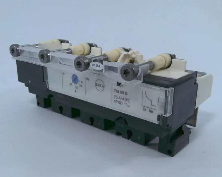 Schneider Electric LV429056