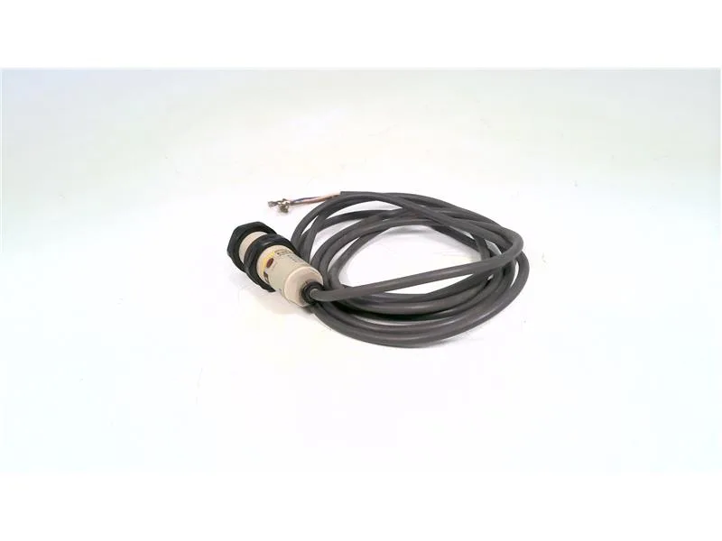 Omron E3F2-3DC4 — Photoelectric Sensors (image 4)