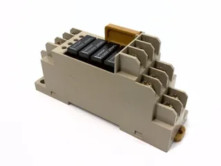 Omron G3DZ-4B 24DC — Solid State Relays (image 3)