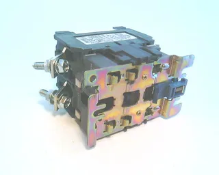 Schneider Electric LC1 D65004