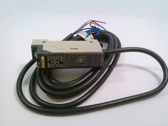 Omron E3CJC4P — Photoelectric Sensors (image 4)