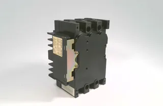 Fuji Electric SA33-30A — Molded Case Circuit Breakers (MCCB) (image 4)