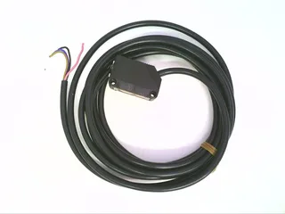 Omron E3Z-LS81 — Photoelectric Sensors