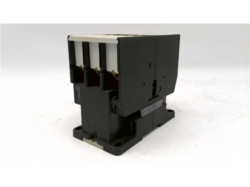 Omron J7KN-62 24 — Contactors (image 2)