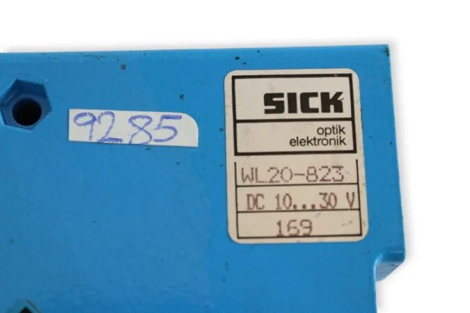 SICK WL20-823 — Photoelectric Sensors (image 2)