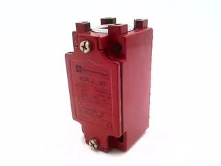 Schneider Electric XCK-J79H7 — Limit Switches