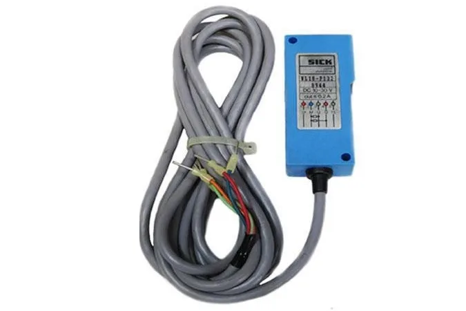 SICK WL18-P132 — Photoelectric Sensors (image 2)