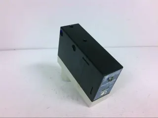 Schneider Electric XUJ-M120318 — Photoelectric Sensors (image 2)