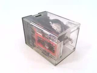 Omron MK3P5-I-DC24