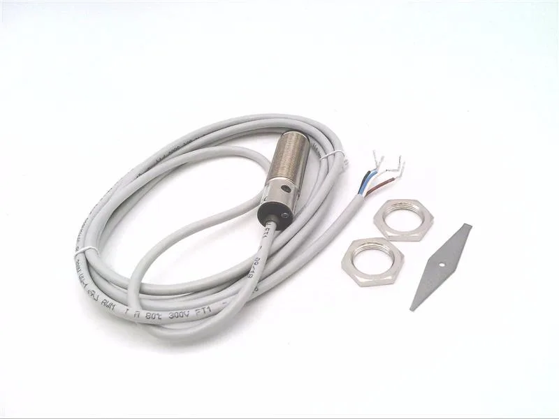 SICK VTE18-4N4212 — Photoelectric Sensors