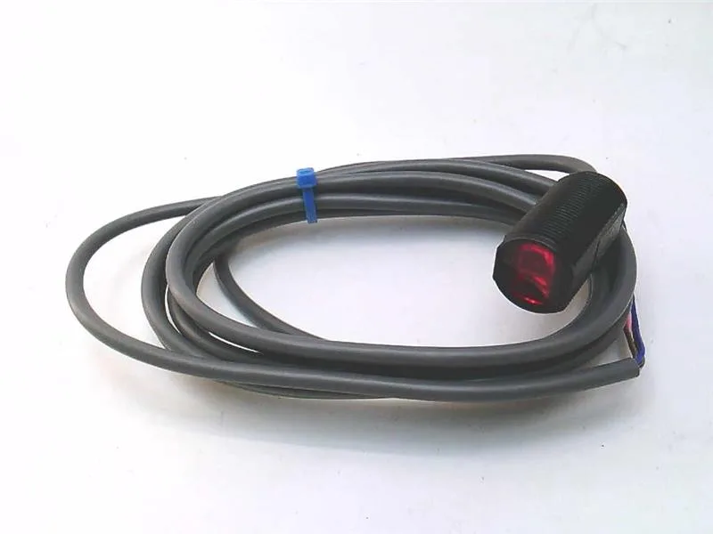 Omron E3FZ-D62-2M — Photoelectric Sensors