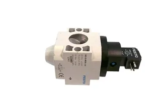 Festo HEE-D-MIDI-110 — Solenoid & Directional Valves (image 2)