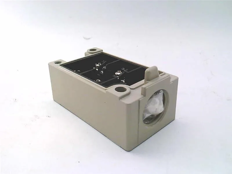 Omron D4A-4000N — Limit Switches (image 3)