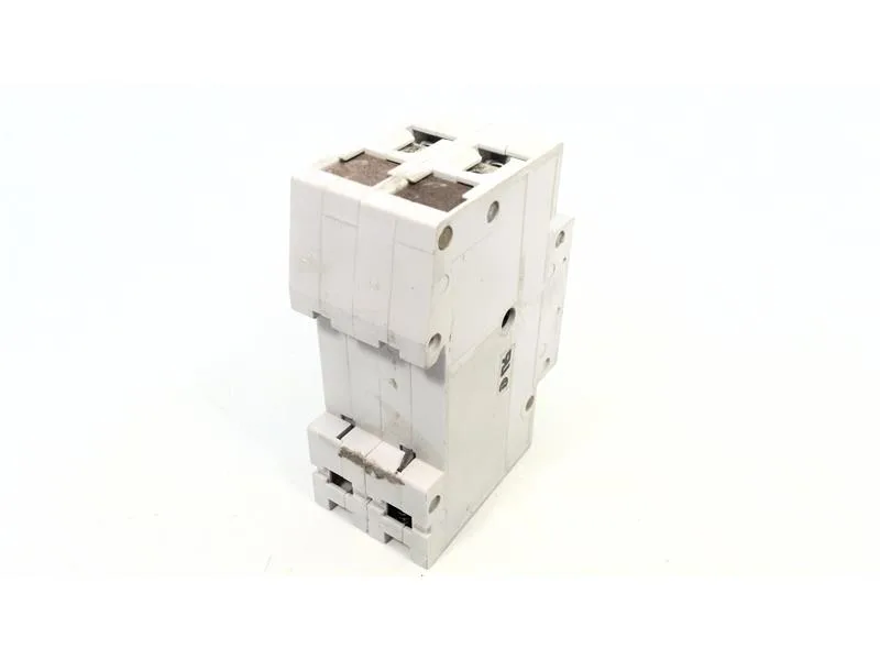 Siemens 5SX22C0,5 — 2-Pole MCB (DIN Rail) (image 4)