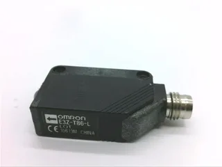 Omron E3Z-T86-L — Photoelectric Sensors