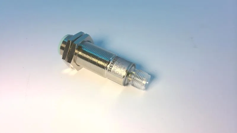 Siemens 3RG7642-3BG00 — Photoelectric Sensors (image 2)