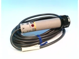 Omron E3F2-DS10Z1 — Photoelectric Sensors (image 3)