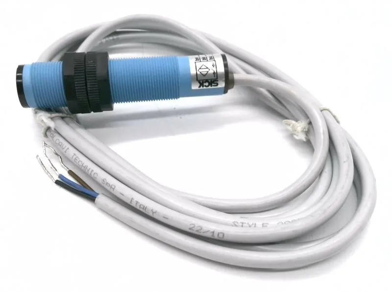 SICK VT18-2T1132 — Photoelectric Sensors (image 2)