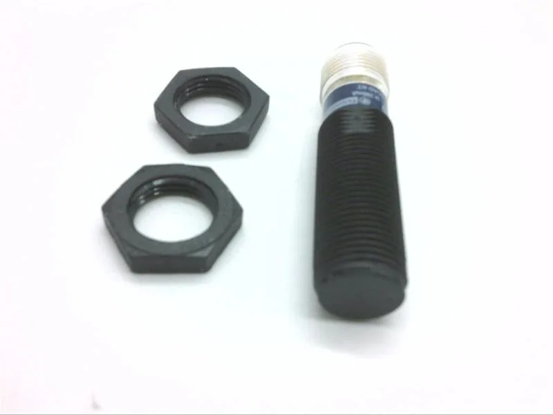 Schneider Electric XS3P12PA340D — Proximity Sensors