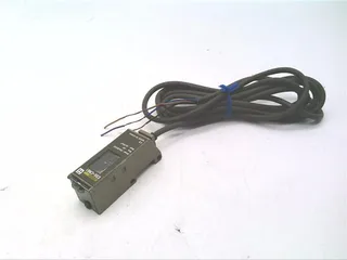 Omron E3S-CR61 — Photoelectric Sensors (image 3)