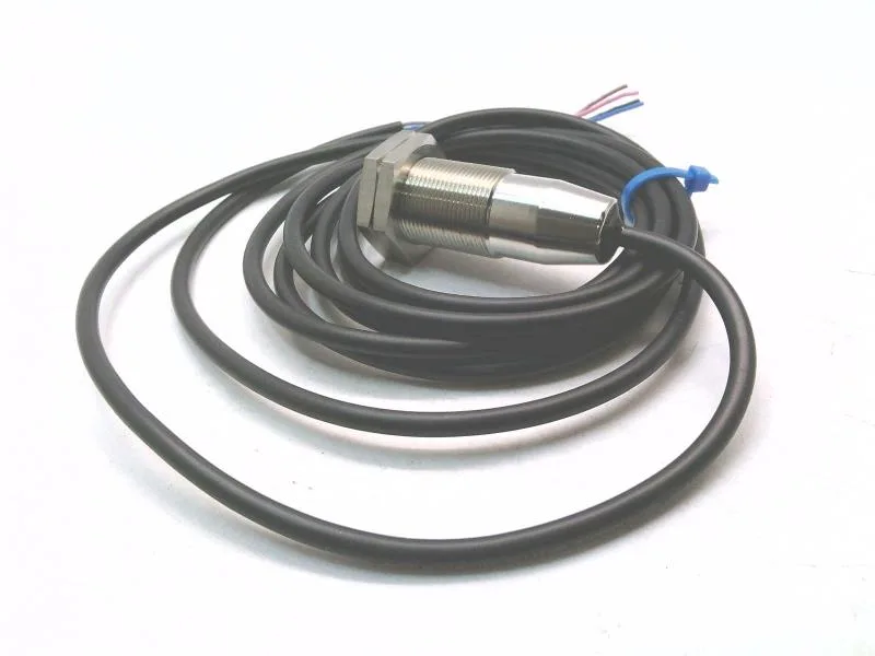 Omron E3FC-LN11 2M — Photoelectric Sensors