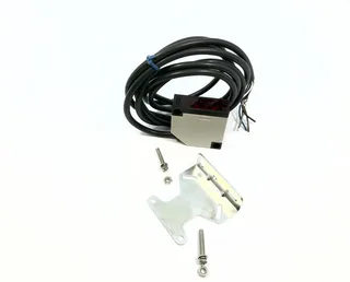 Omron E3JK-DS30M2 — Photoelectric Sensors (image 2)