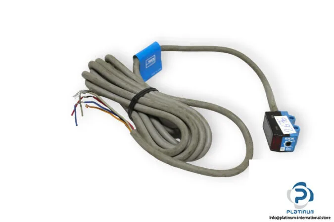 SICK WE5-N132 — Photoelectric Sensors (image 2)