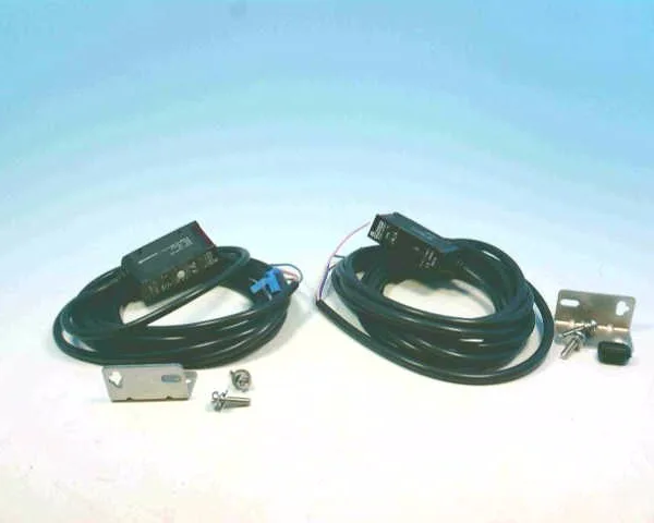Omron E3S-AT41 — Photoelectric Sensors (image 4)