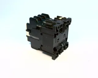 Fuji Electric SC-N2/UL AC200V — Contactors (image 3)