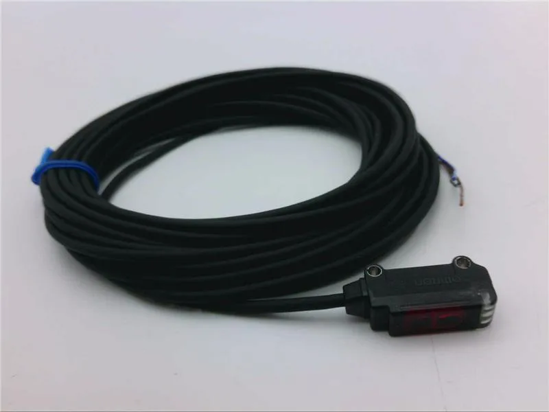 Omron E3T-SL24 5M — Photoelectric Sensors (image 2)