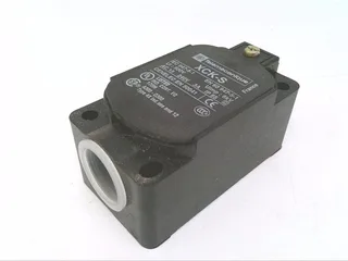 Schneider Electric XCK-S — Limit Switches (image 2)