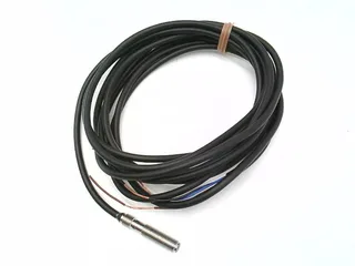 Omron E2E-S05S01-WC-B1-1 — Proximity Sensors (image 2)