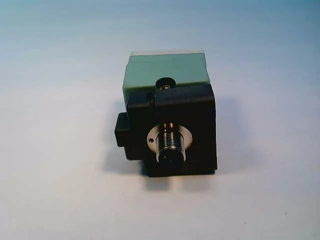 Siemens 3RG40383KB00 — Proximity Sensors (image 4)