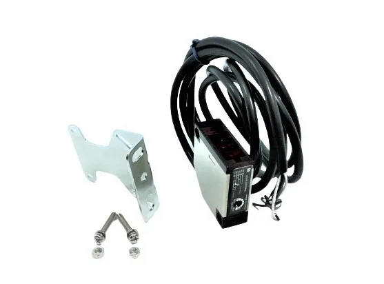 Omron E3JK-DS30M2 — Photoelectric Sensors (image 3)