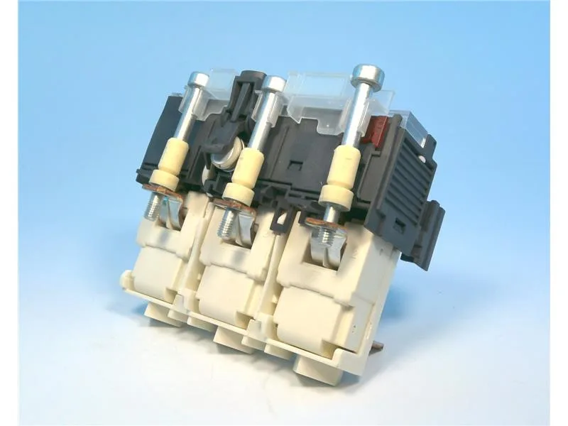 Schneider Electric LV429072 (image 4)