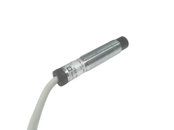 Schneider Electric XSA-H04713 — Proximity Sensors (image 3)