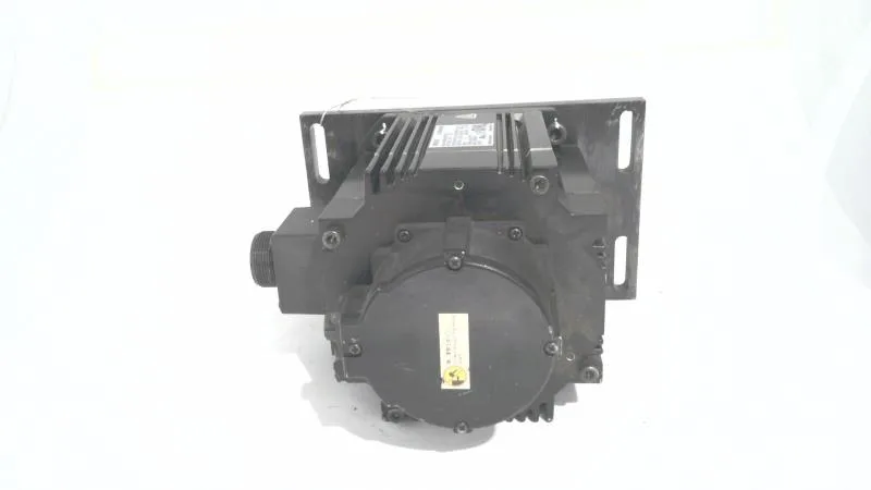 Omron R88M-K90010T-BS2 — Servo Motors (image 3)