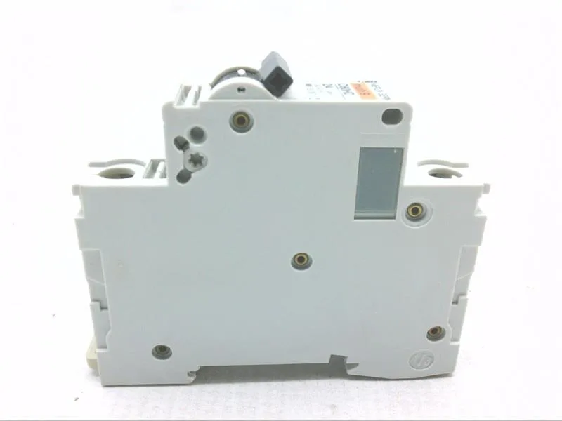 Schneider Electric C60HD-102 (image 2)