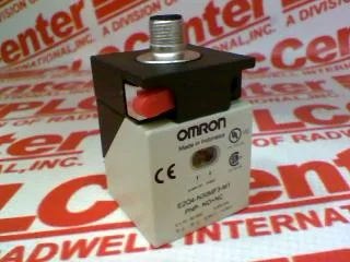 Omron E2Q4-N30MF3-M1 — Proximity Sensors (image 2)
