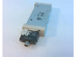 Festo VUVG-L18-M52-RZT-G14-1P3 — Solenoid & Directional Valves (image 3)