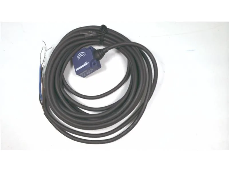 Schneider Electric XS7E1A1PAL5 — Proximity Sensors (image 3)