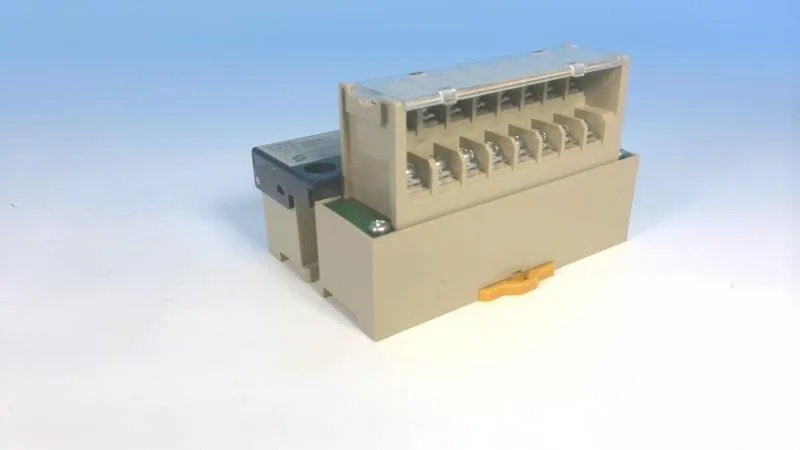 Omron SRT2-ID08-1 — Digital Input Modules (image 3)
