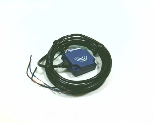 Schneider Electric XS9C111A2L2 — Proximity Sensors (image 3)
