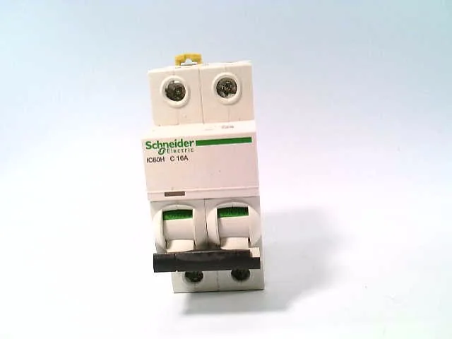 Schneider Electric A9F84216 (image 3)